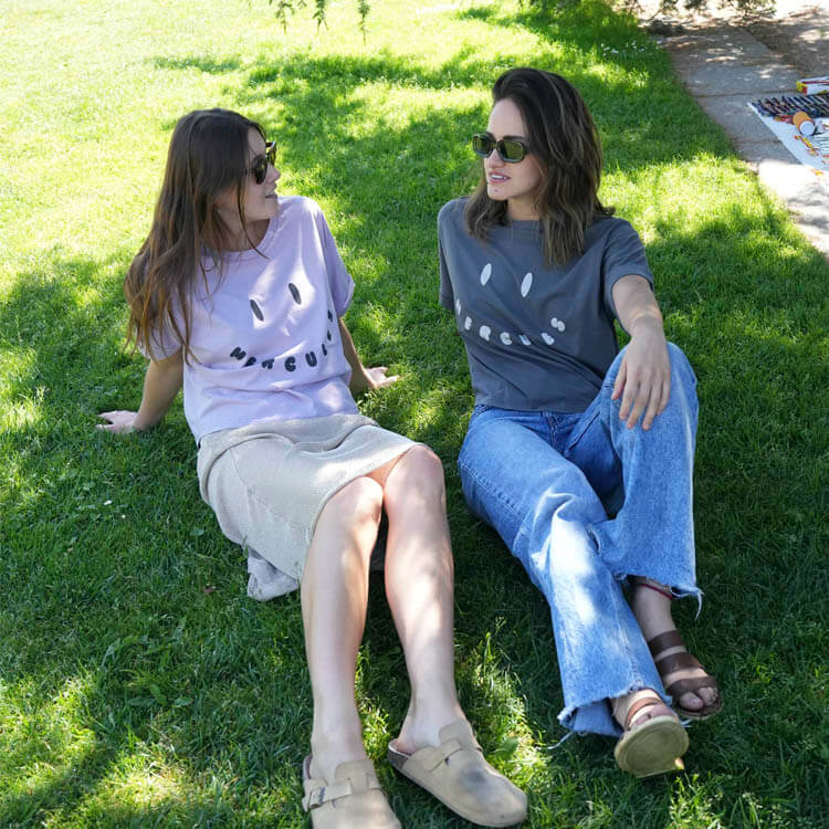 Camiseta Smiley Gris