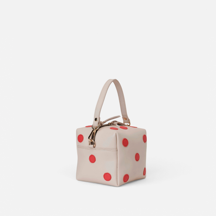 Dado Blanco y Rojo de Mercules – bolso de piel con forma de dado blanco con puntos rojos, vista 2