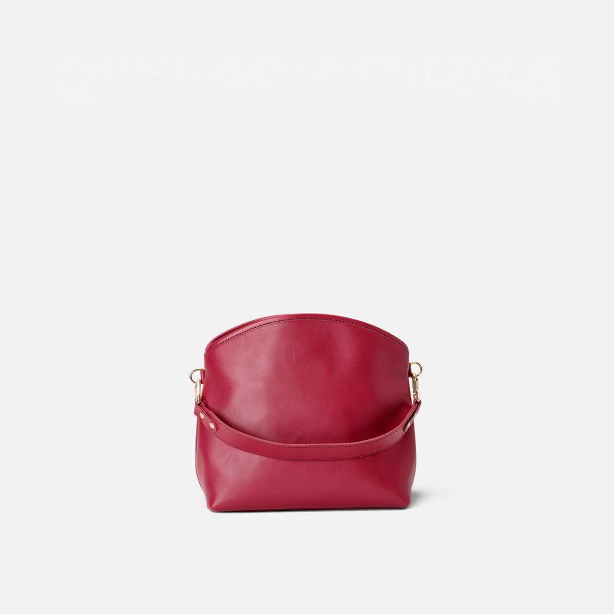 Otra vista: bolso de mano y bandolera Juniper color rojo lipstick, de Mercules