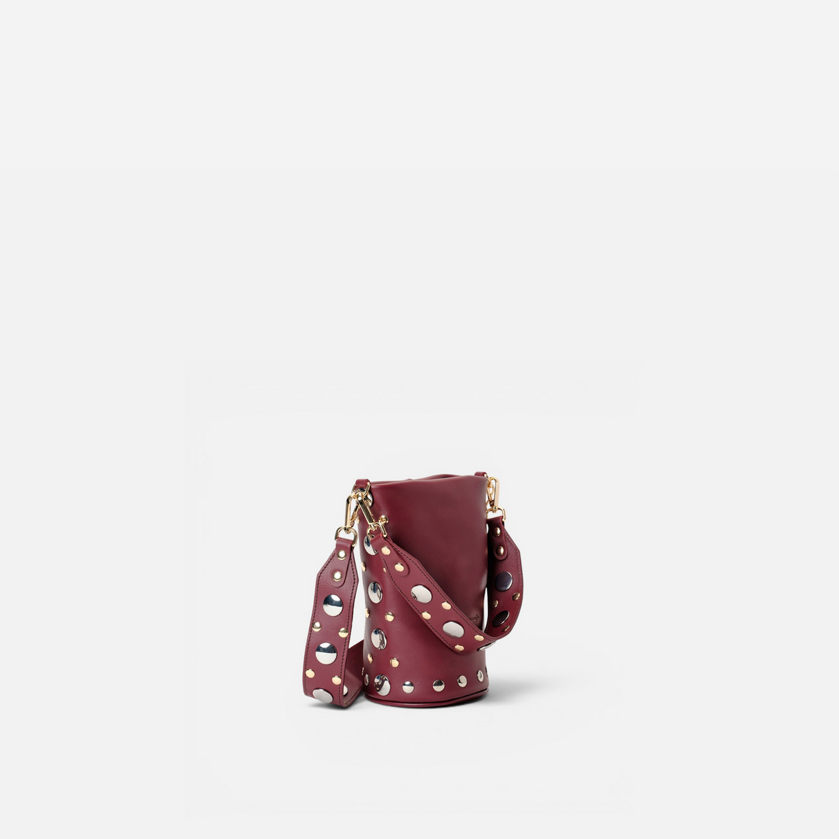 Otra vista: bolso pequeño con tachuelas Candy Disco color burdeos, de Mercules