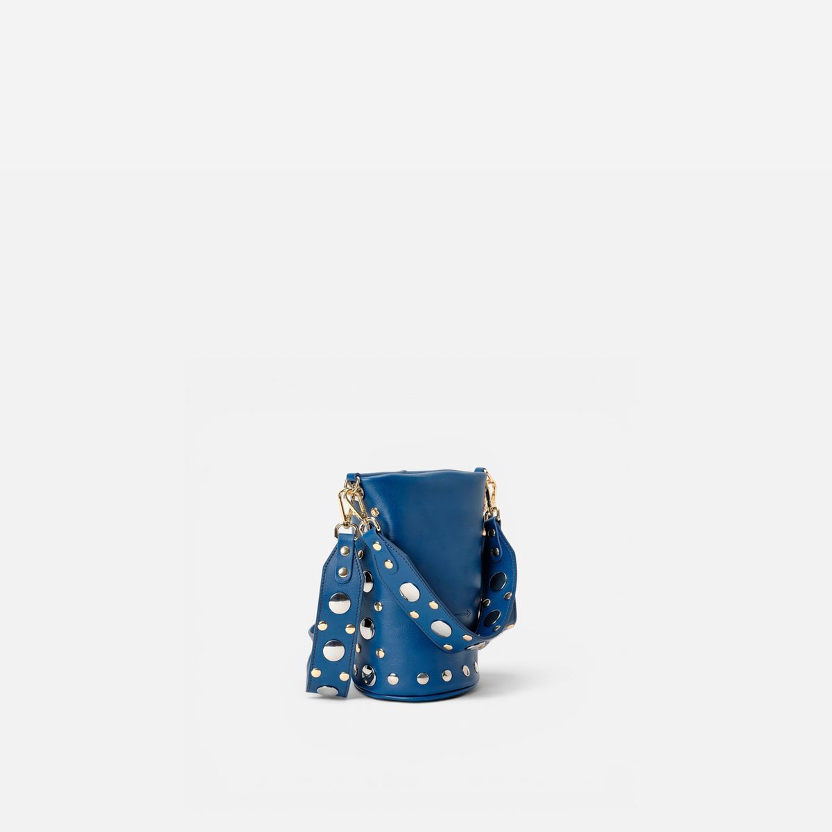Otra vista: bolso pequeño con tachuelas Candy Disco color azul marino, de Mercules