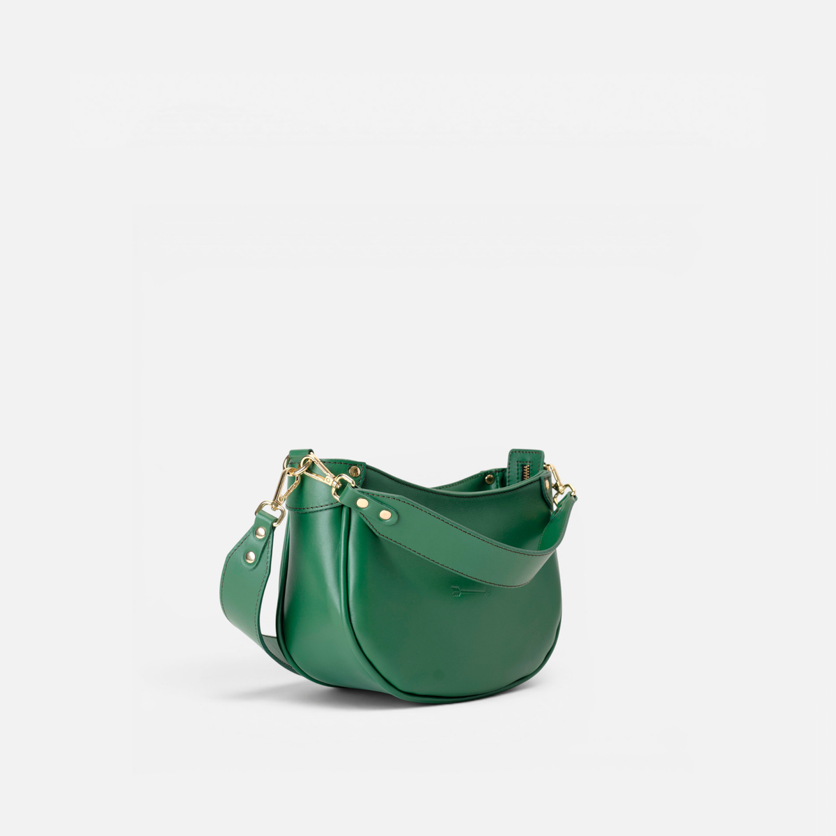 Otra vista: bolso media luna de piel Coney color verde, de Mercules