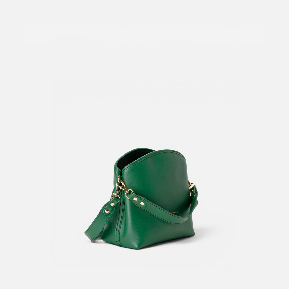 Otra vista: bolso de mano y bandolera Juniper color verde, de Mercules