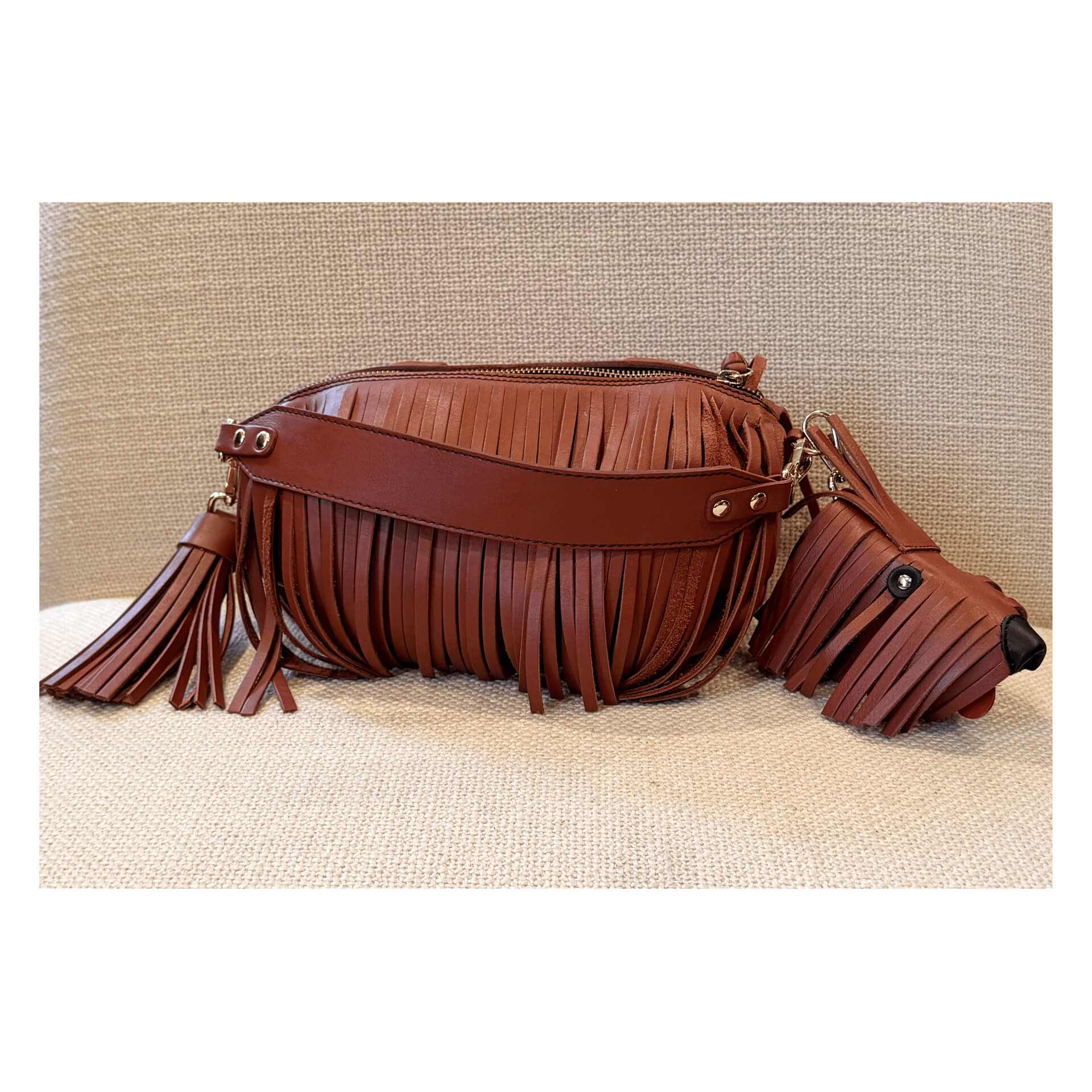 Charm Scott Cabeza Teja