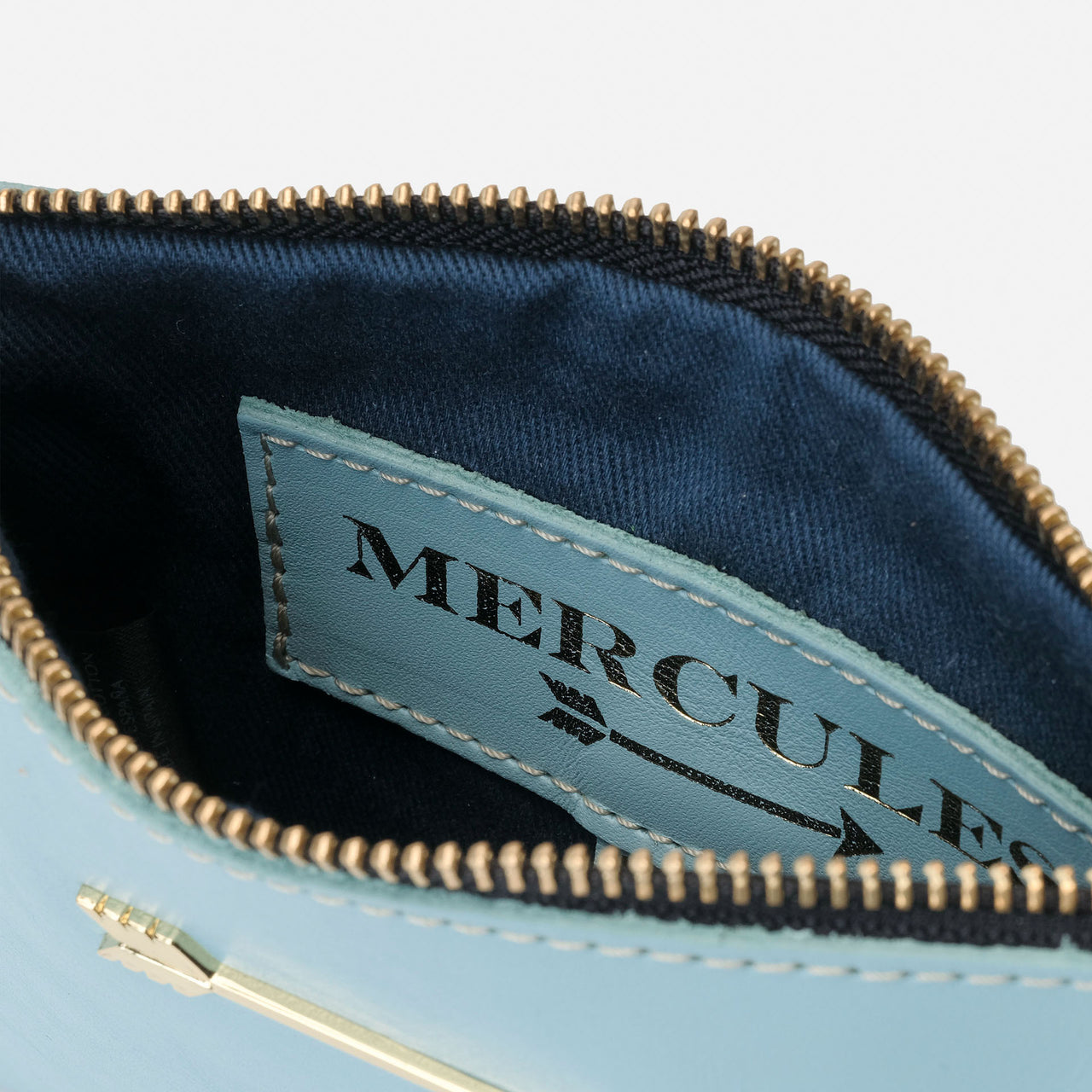 Wallet arrow Celeste